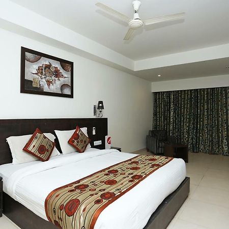 Capital O 3600 Hotel Royal Windsor Kāthgodām 外观 照片