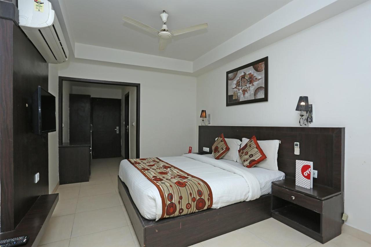 Capital O 3600 Hotel Royal Windsor Kāthgodām 外观 照片