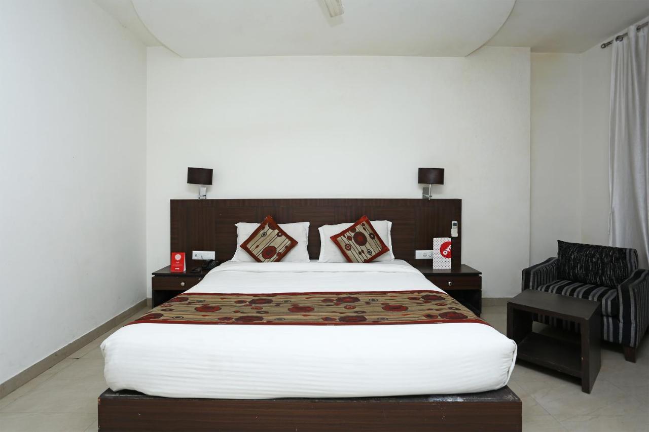 Capital O 3600 Hotel Royal Windsor Kāthgodām 外观 照片