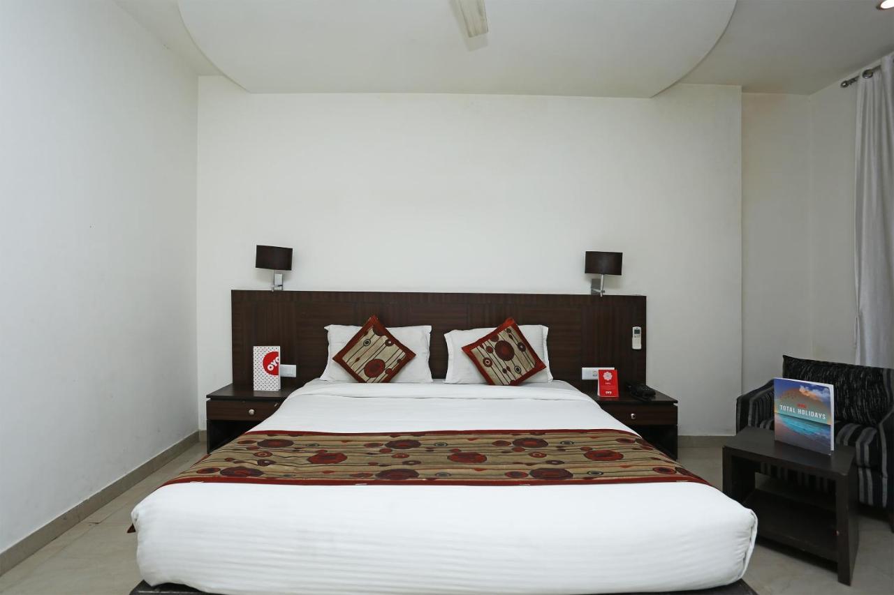 Capital O 3600 Hotel Royal Windsor Kāthgodām 外观 照片