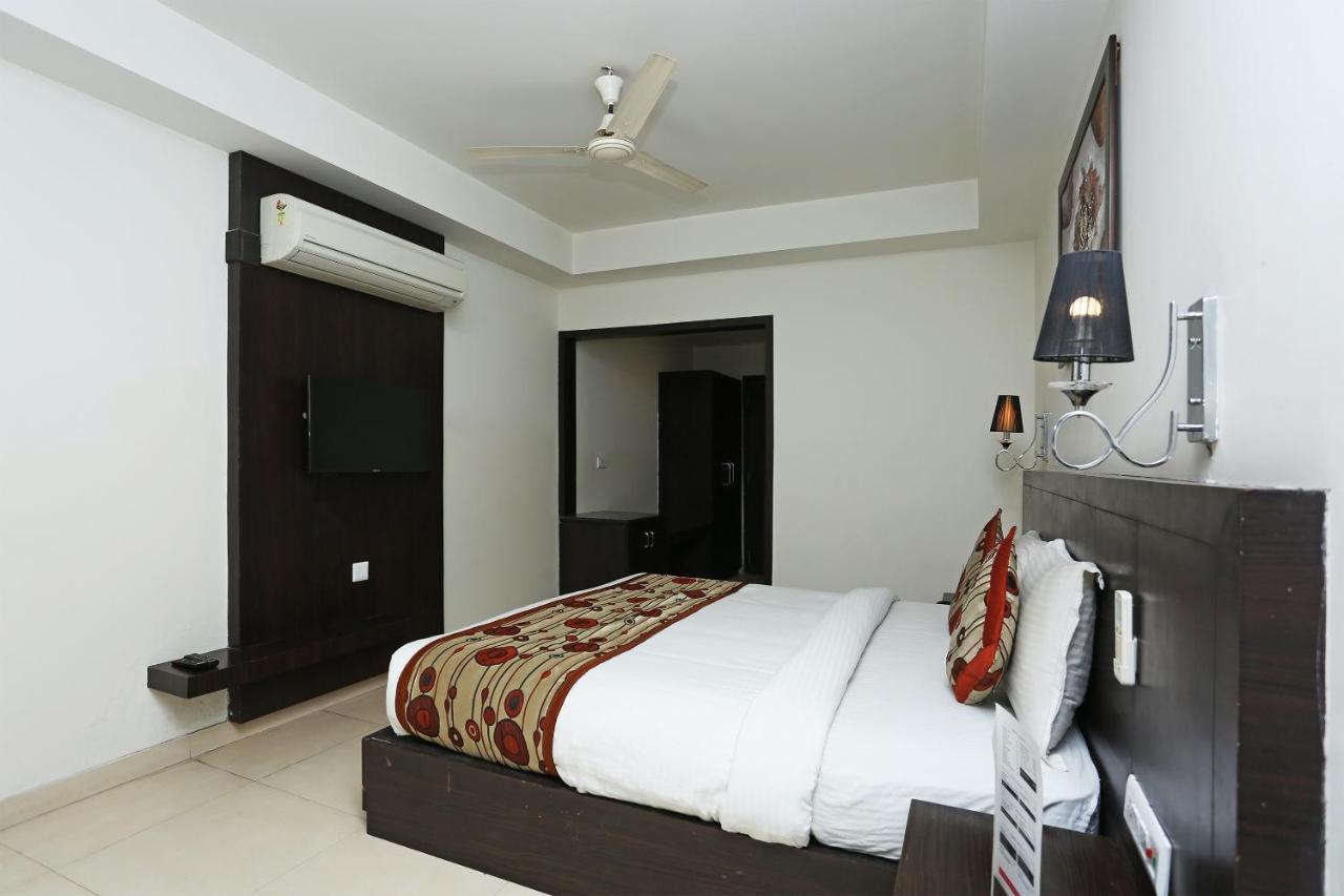 Capital O 3600 Hotel Royal Windsor Kāthgodām 外观 照片