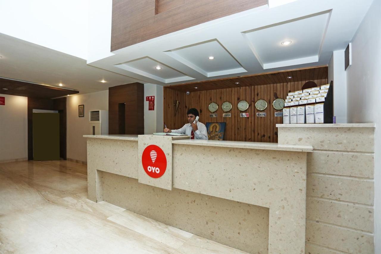 Capital O 3600 Hotel Royal Windsor Kāthgodām 外观 照片