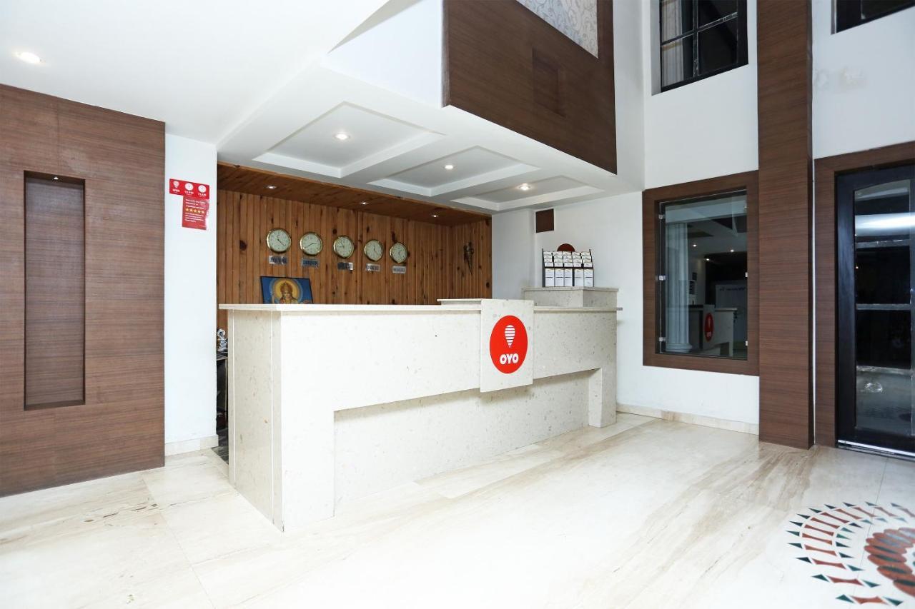 Capital O 3600 Hotel Royal Windsor Kāthgodām 外观 照片