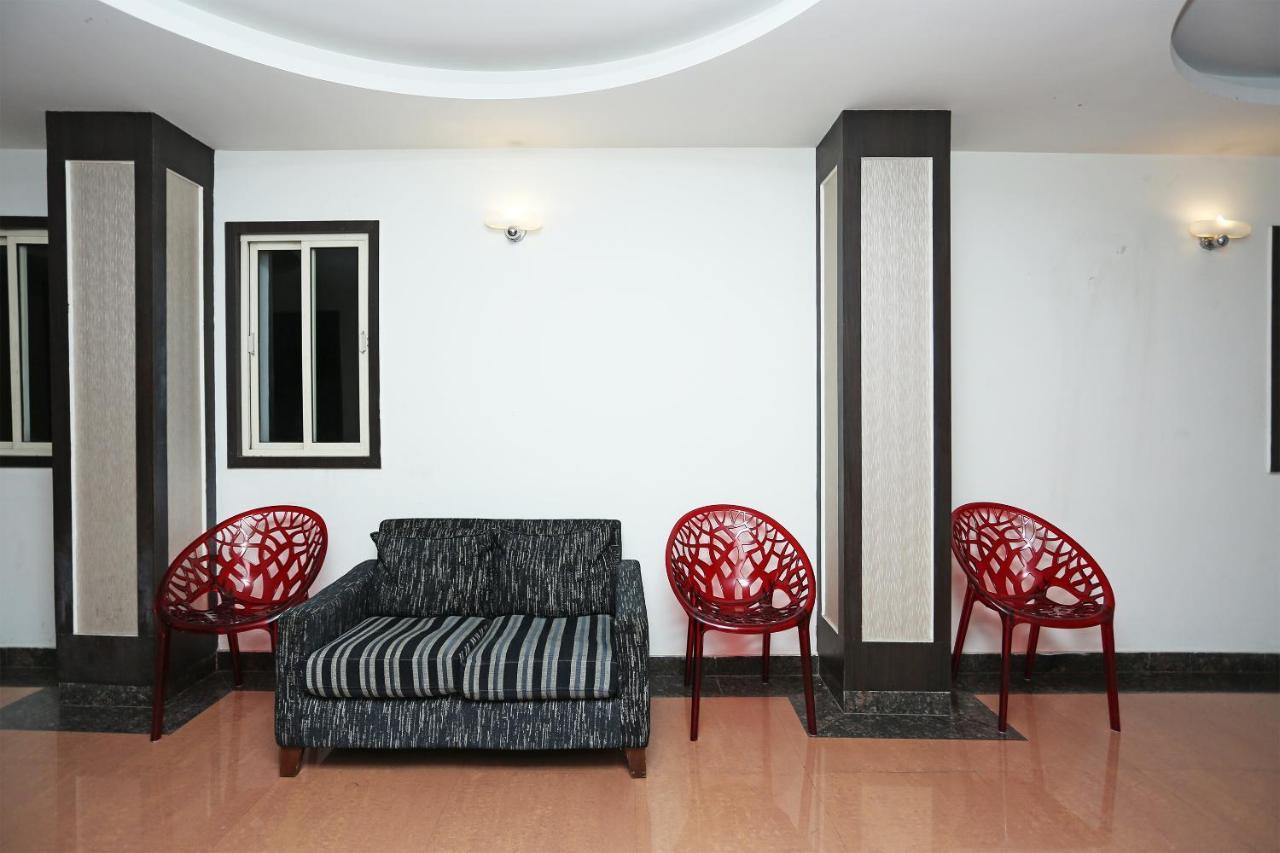 Capital O 3600 Hotel Royal Windsor Kāthgodām 外观 照片